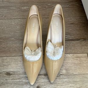 Nine West patent beige heels!